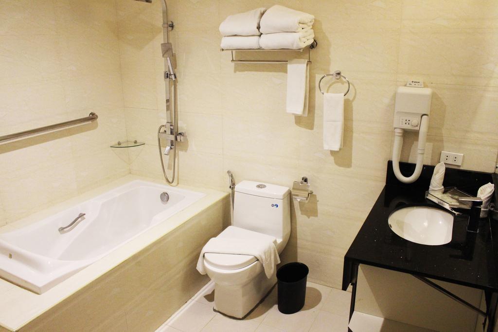 Baguio Crown Legacy Hotel Baguio City Kamer foto