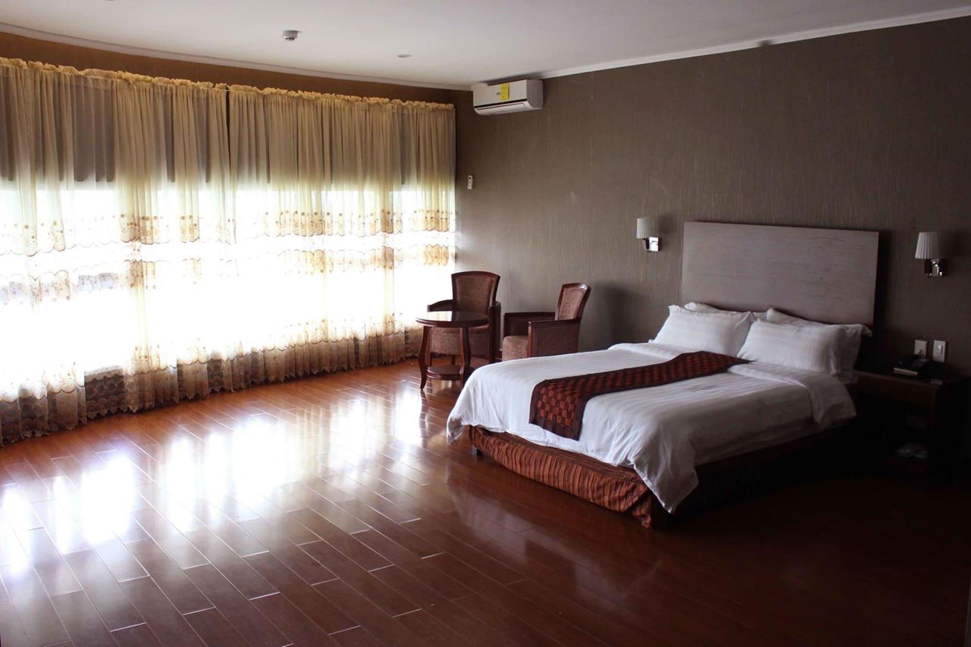 Baguio Crown Legacy Hotel Baguio City Buitenkant foto